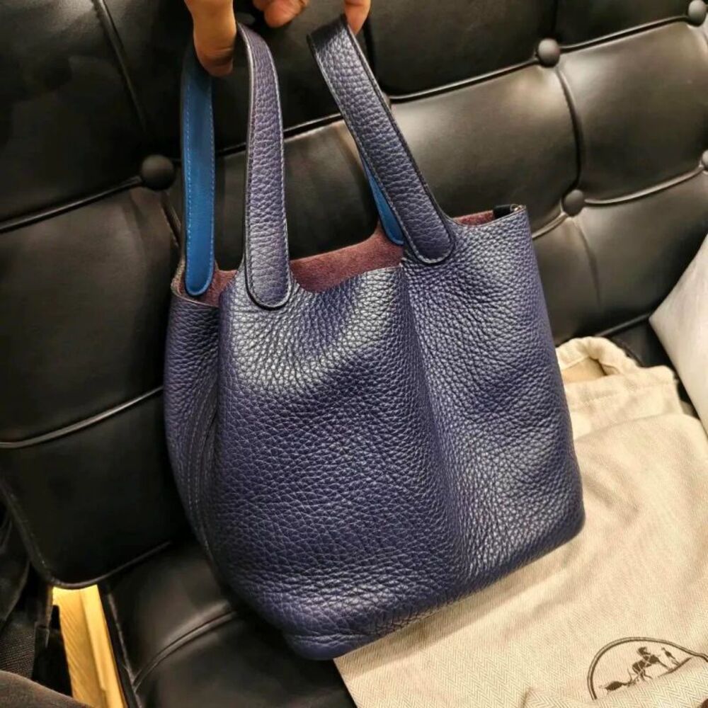 Hermès Women Pre-Loved Bag Very Good Condition